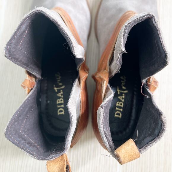 Diba True Sly Fox Gray Leather and Suede Ankle Booties 6 - Picture 9 of 9